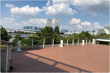 シーサイドデッキ(シーサイド広場前)